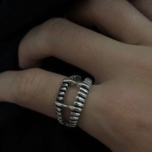 “Spine Ring” – Omurga Tasarım Gotik Yüzük